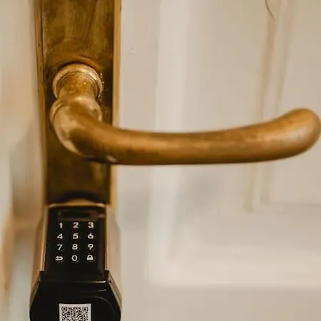 Апартаменти Monolocale Marina In Centro Storico Трієст