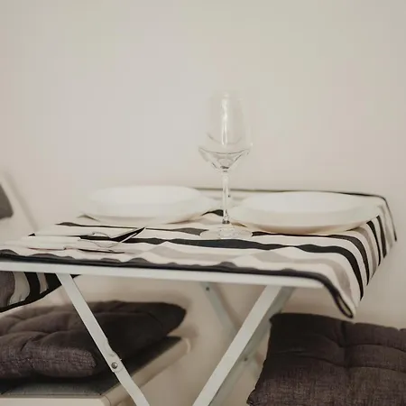 Monolocale Marina In Centro Storico * Terst